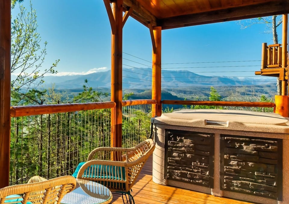 Take in views of Mt. Leconte, one of Tennessee's tallest peaks, from the hot tub