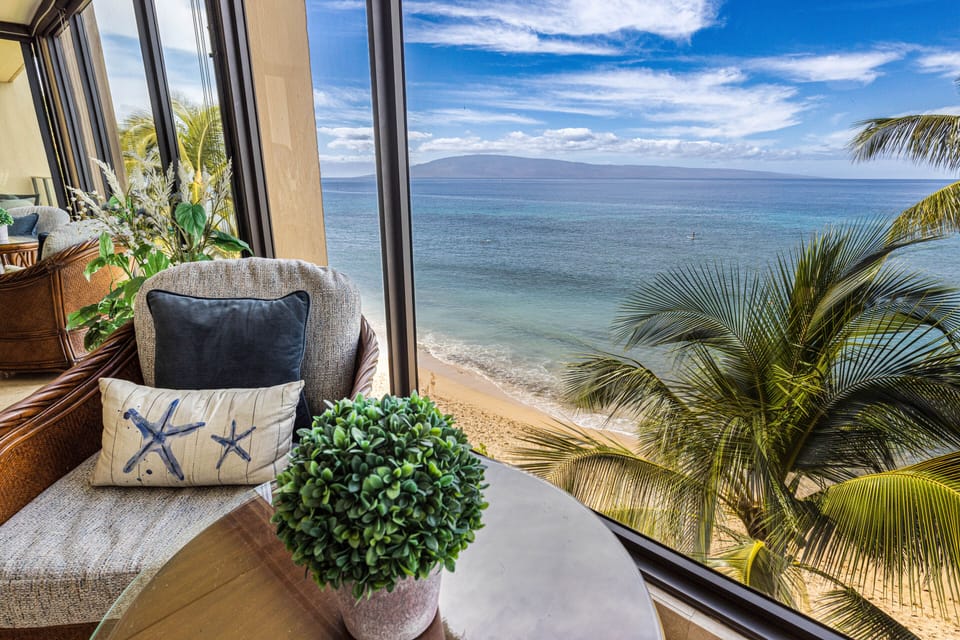 The beach is right there!