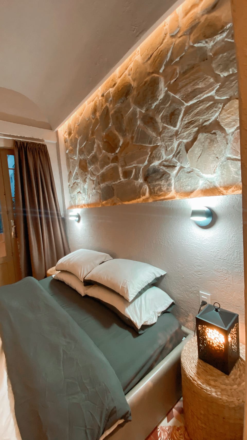 Basic Double Room | Free WiFi