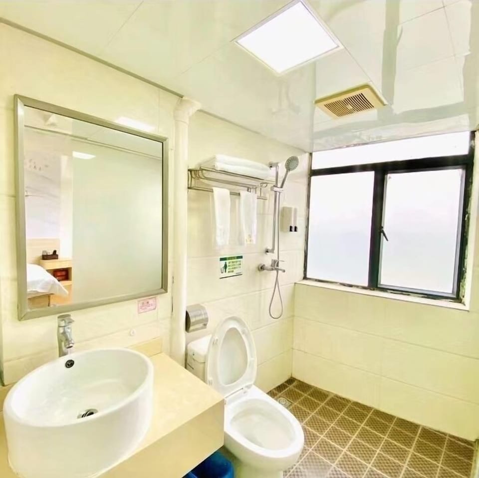 Double Room | Bathroom