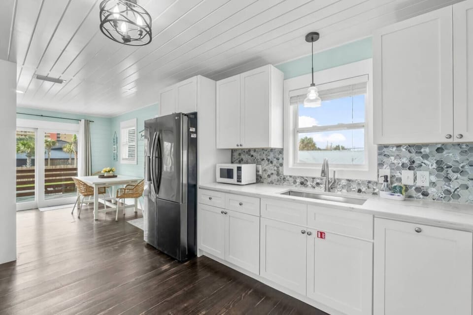 newly renovated kitchen
