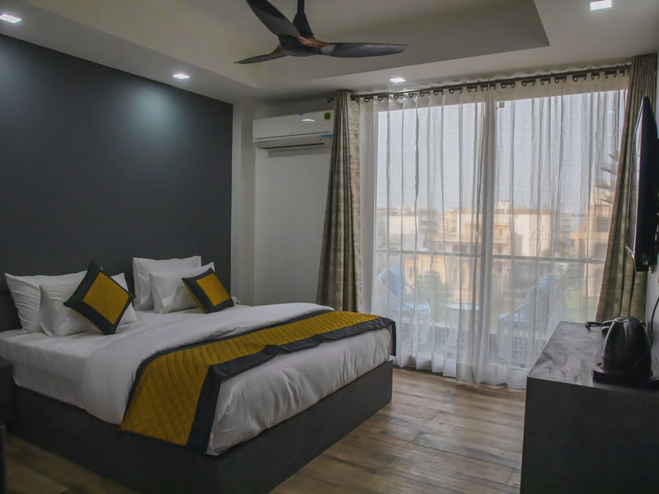 Superior Room | Minibar, free WiFi