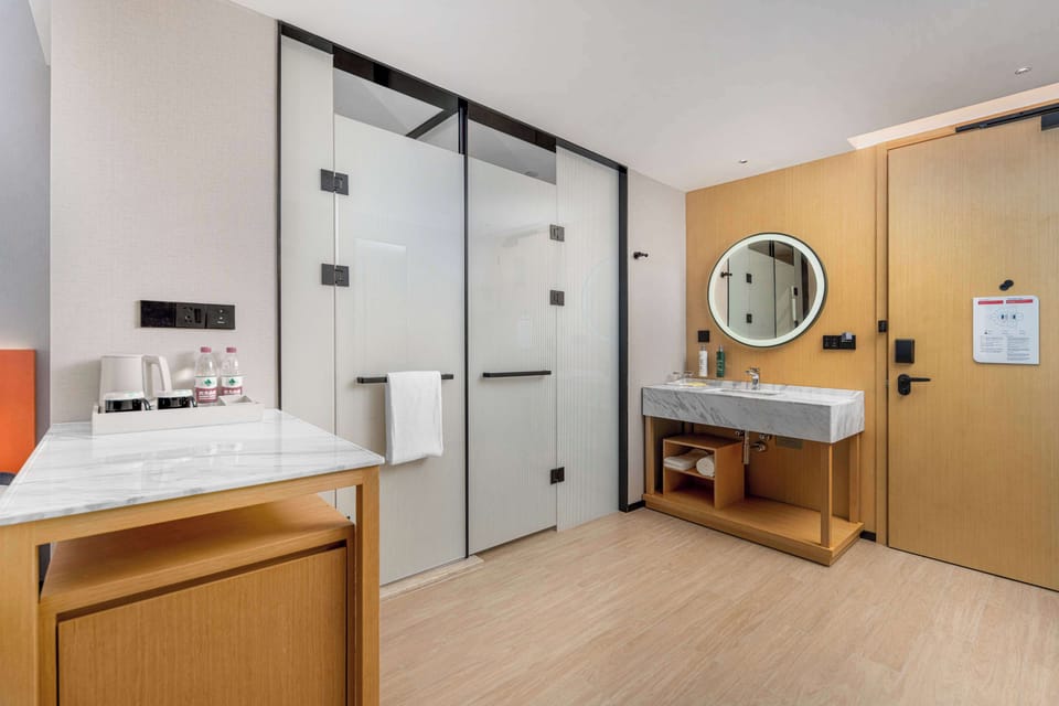 Bathroom shower