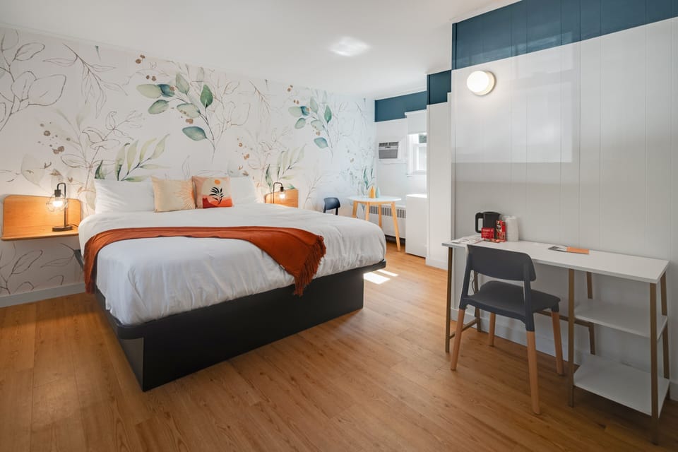 Superior Room | Premium bedding, Select Comfort beds, desk, blackout drapes