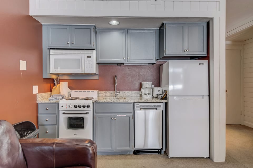Kitchenette