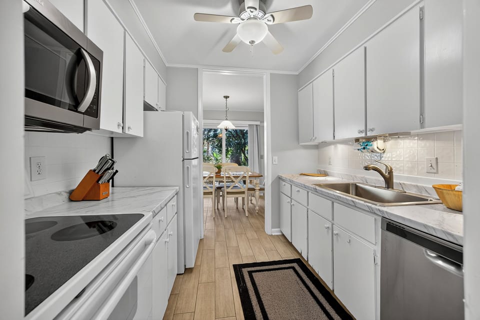 Fully equipped kitchen