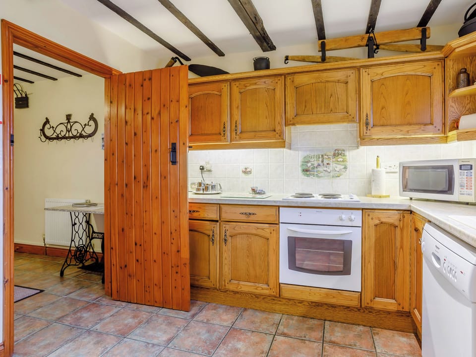 Kitchen | Rafters Barn - Thorpland Manor Barns, Runcton Holme