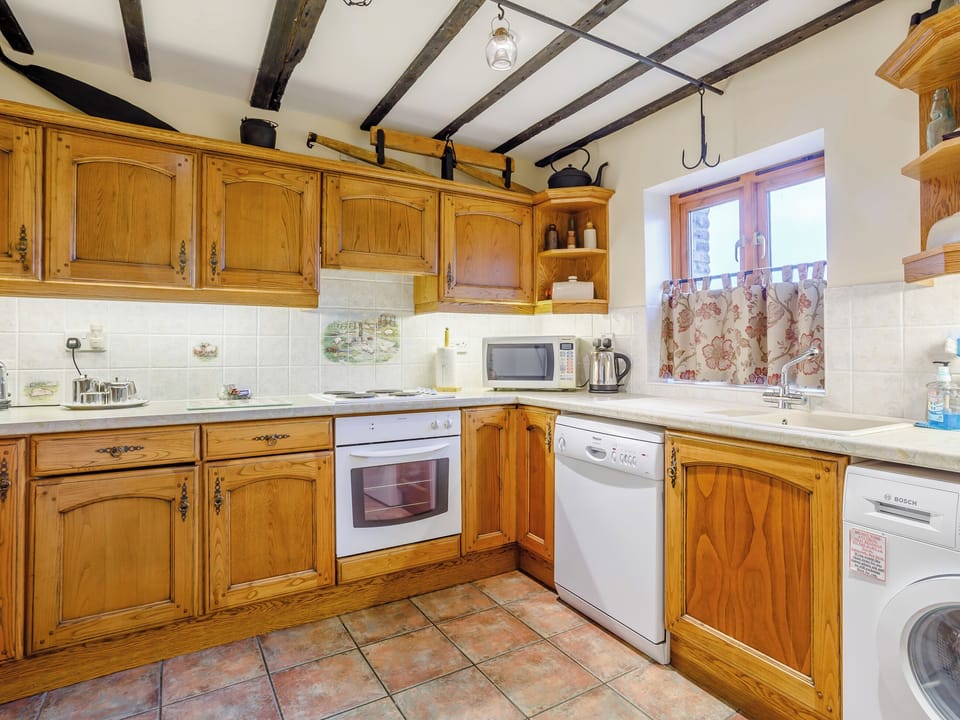 Kitchen | Rafters Barn - Thorpland Manor Barns, Runcton Holme
