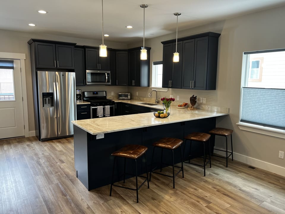 Make a nice meal in our fully stocked kitchen.

