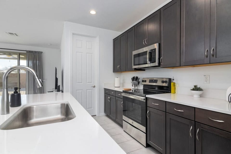 Prepare your favorite meals in the spacious, fully equipped kitchen.