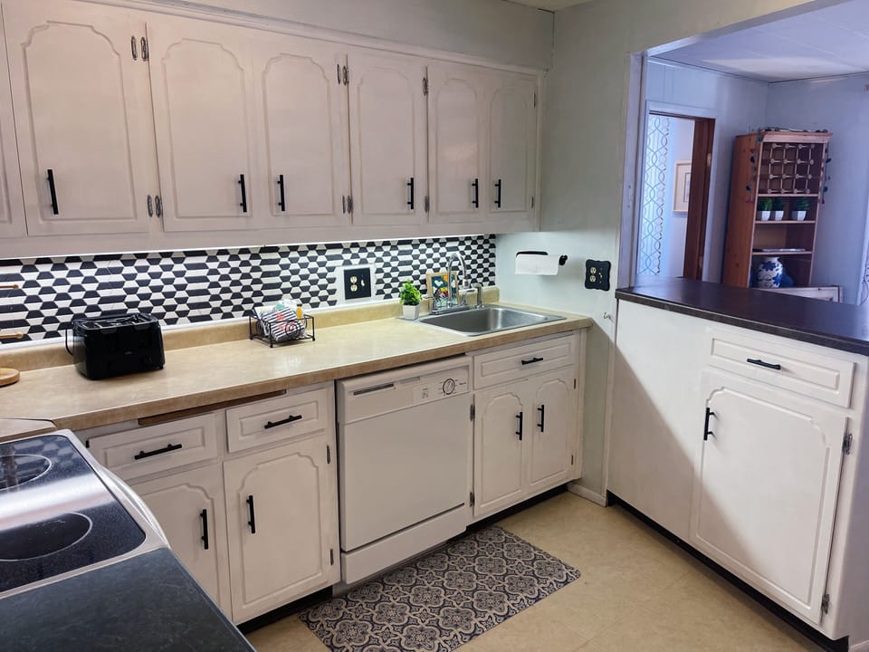Fully Stocked Kitchen