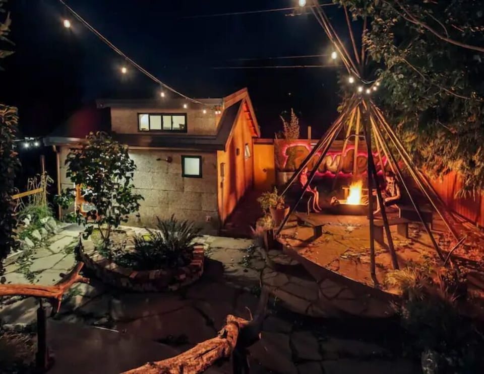 Share backyard amenities. Fire pit available upon request