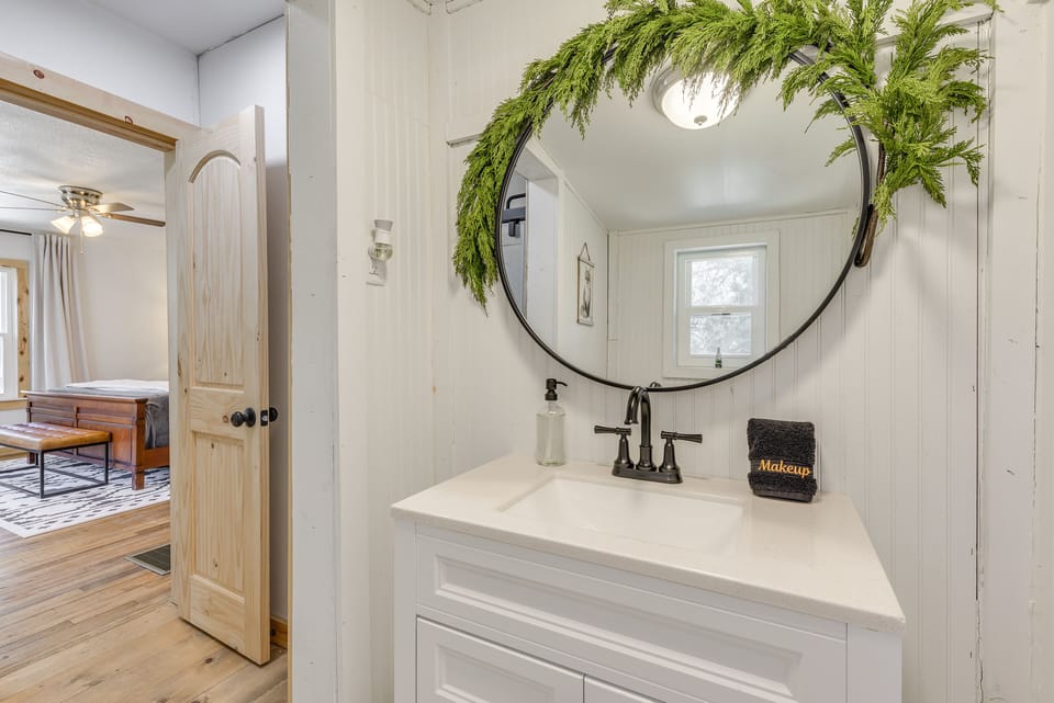 En-Suite Bathroom