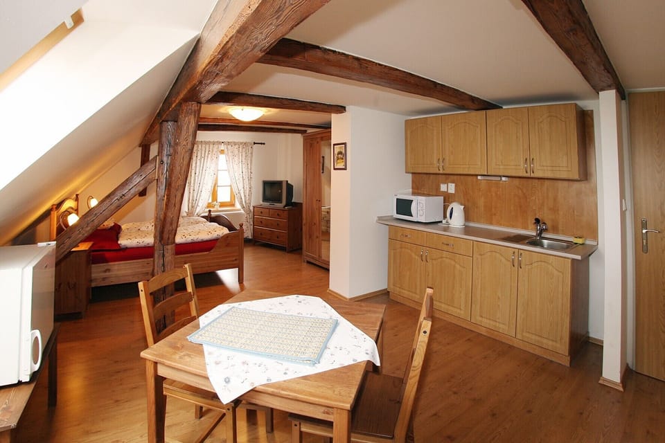 Double Room | Soundproofing, free WiFi, bed sheets