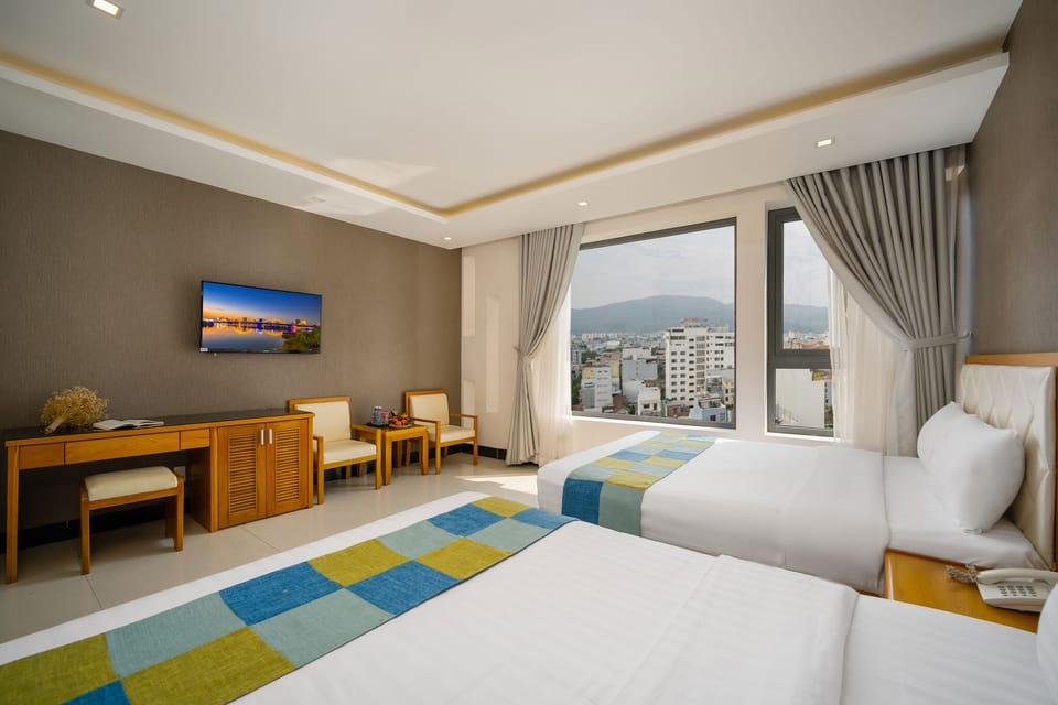 Luxury Quadruple Room | Hypo-allergenic bedding available, Select Comfort beds, minibar, desk