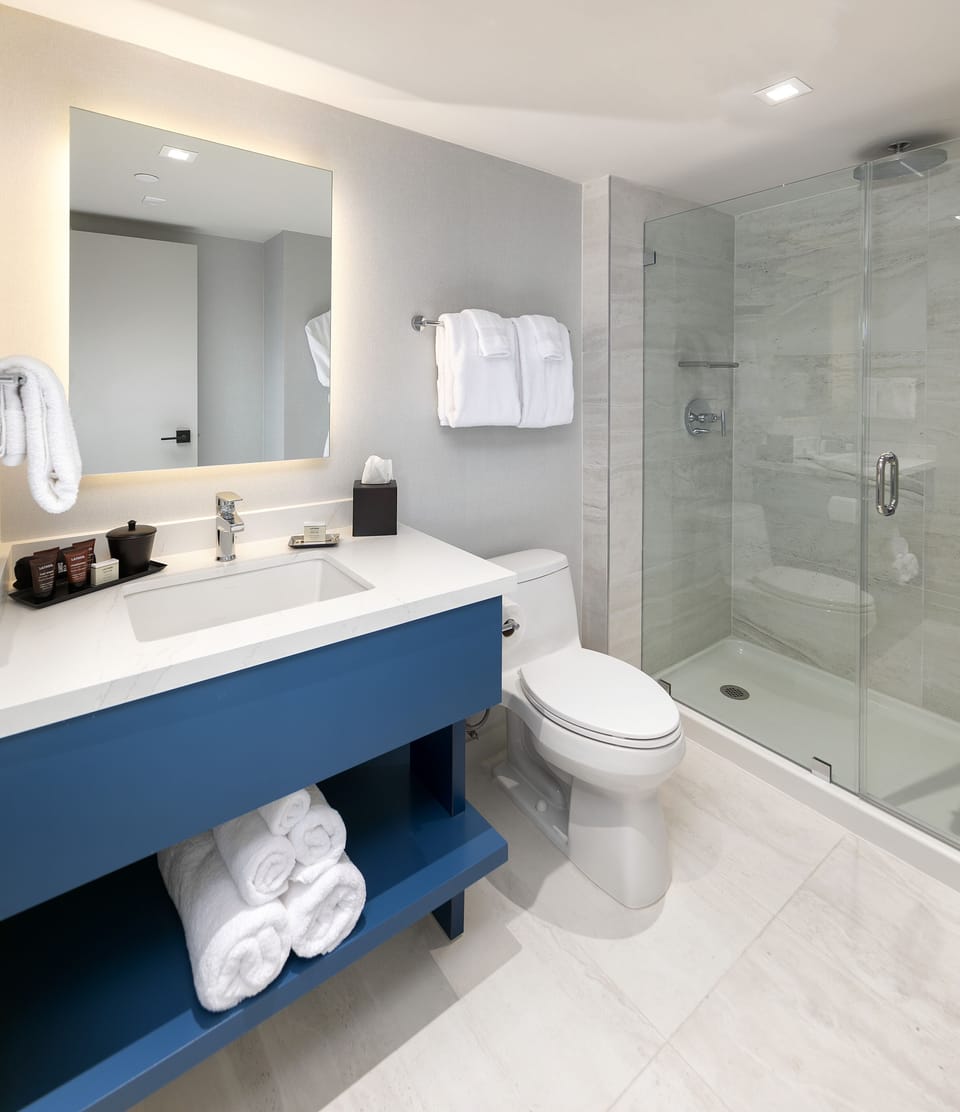 La Jolla Cove Suites Hotel in La Jolla
