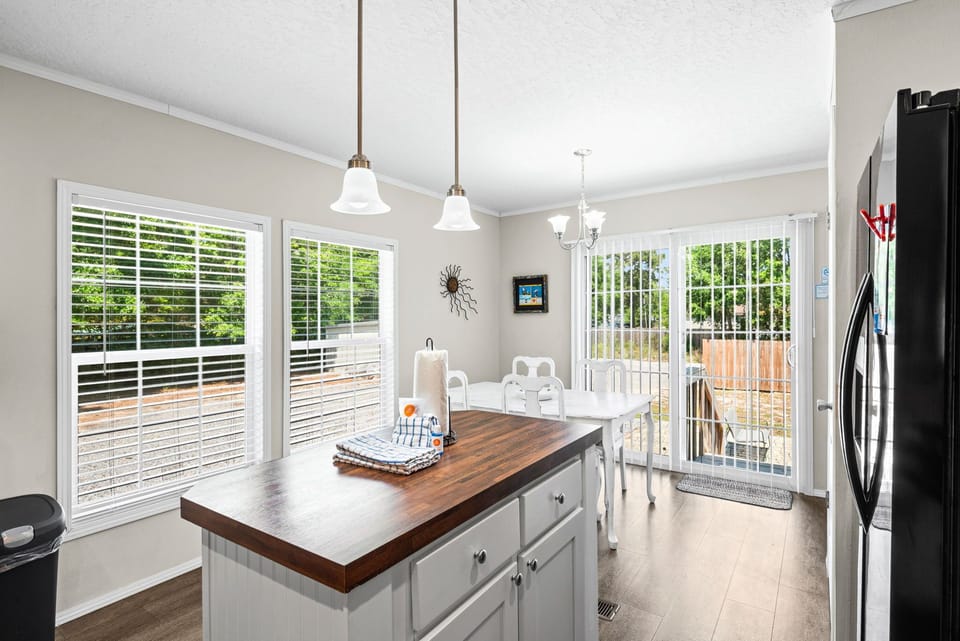 Kitchen and dining space