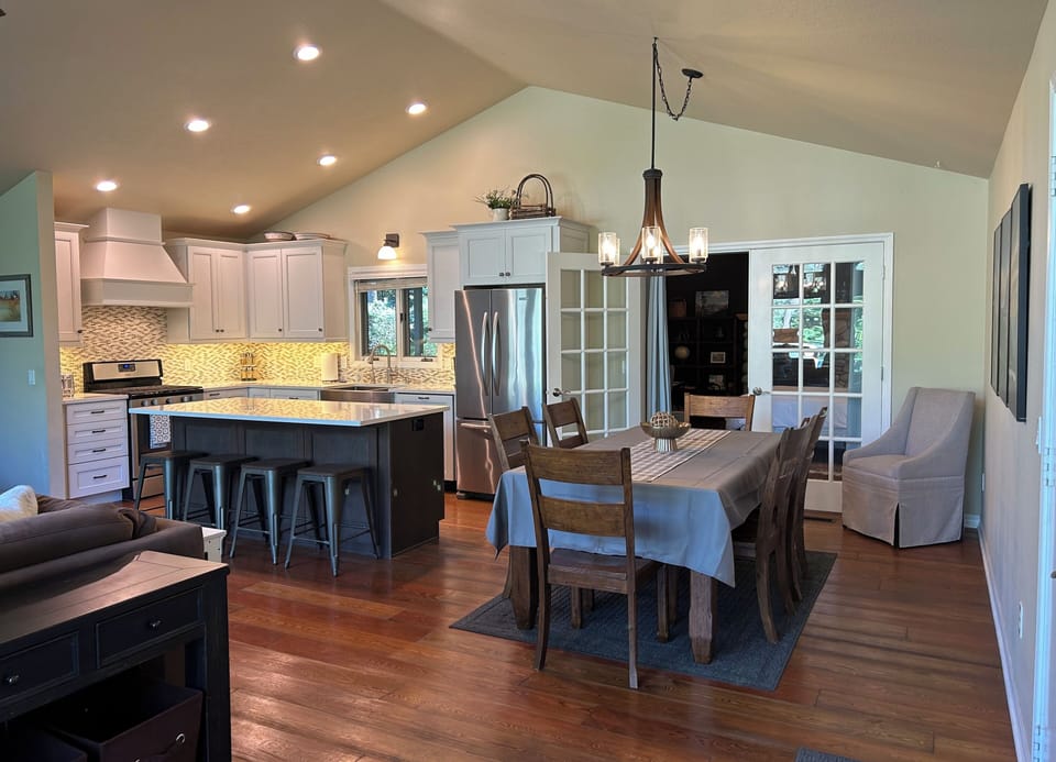 Open kitchen, dining, family room