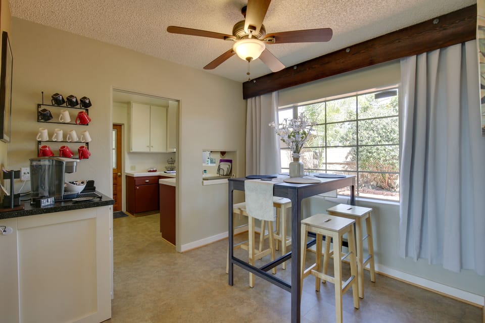 Coffee Bar & Dining Area