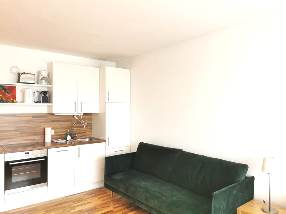 Studio | Private kitchen | Electric kettle