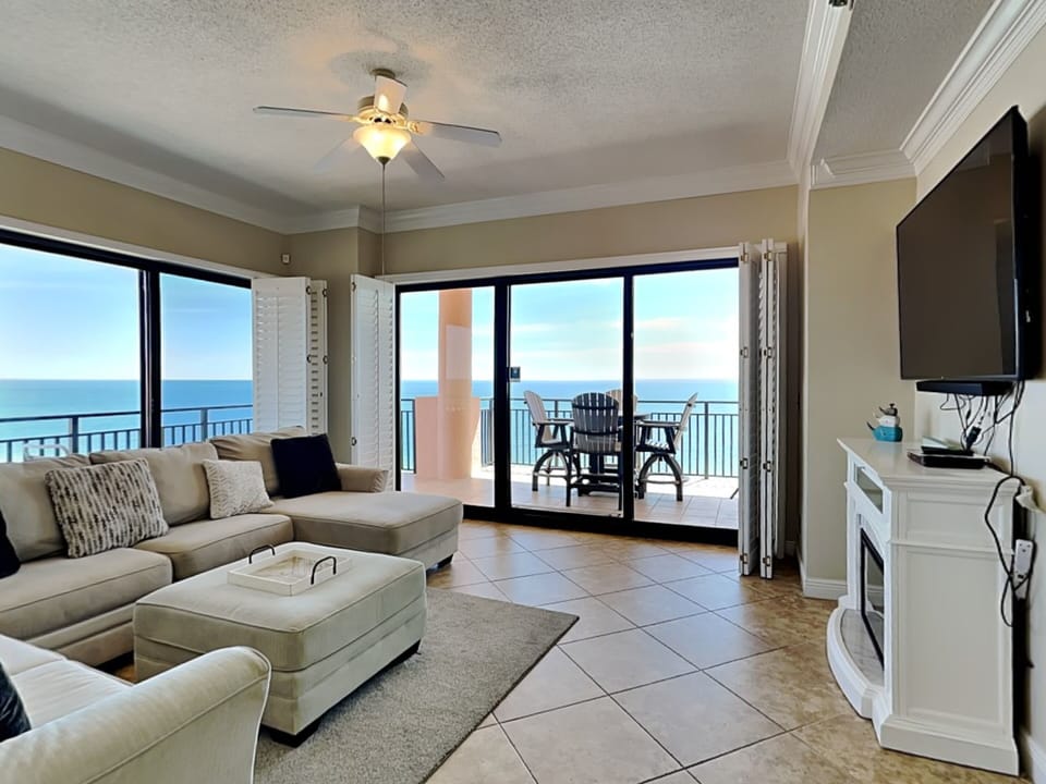 Condo, Multiple Beds, Jetted Tub, Ocean View (#1501W) | Living area | 40-inch flat-screen TV with digital channels, TV, fireplace