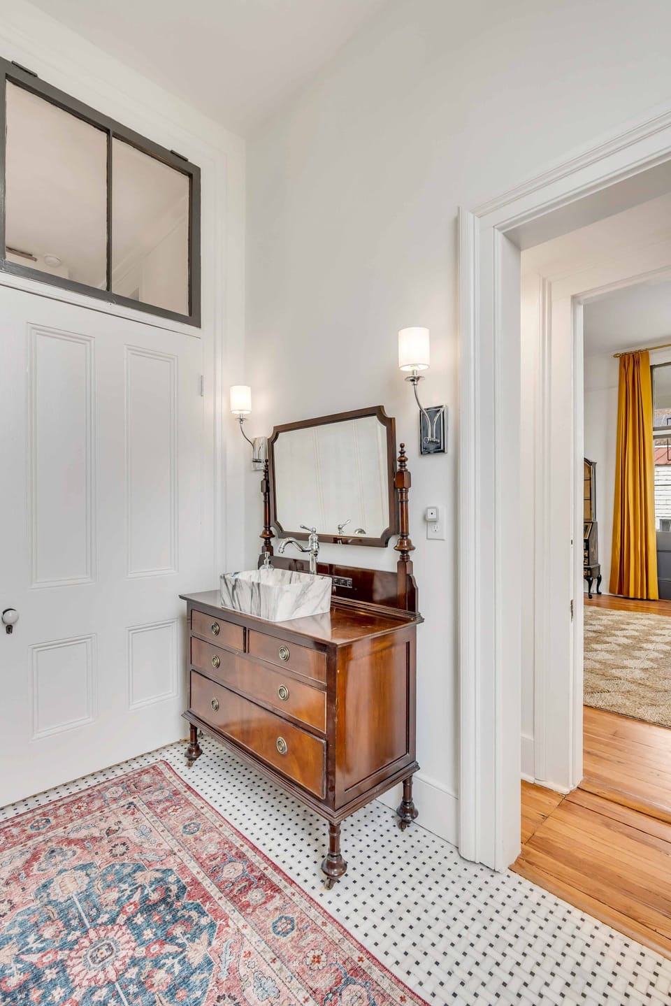 Ensuite Bedroom 1