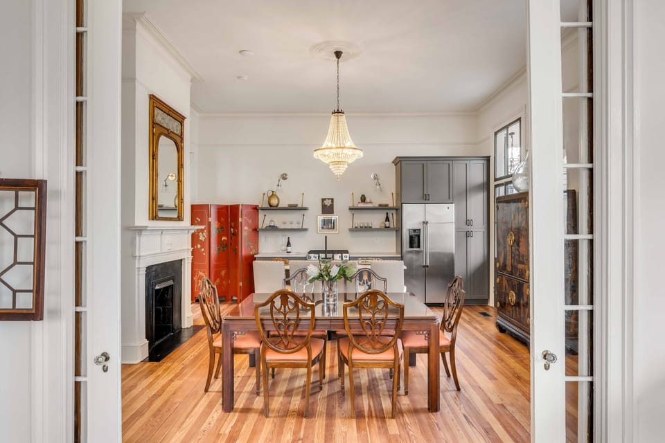Dining & Kitchen
