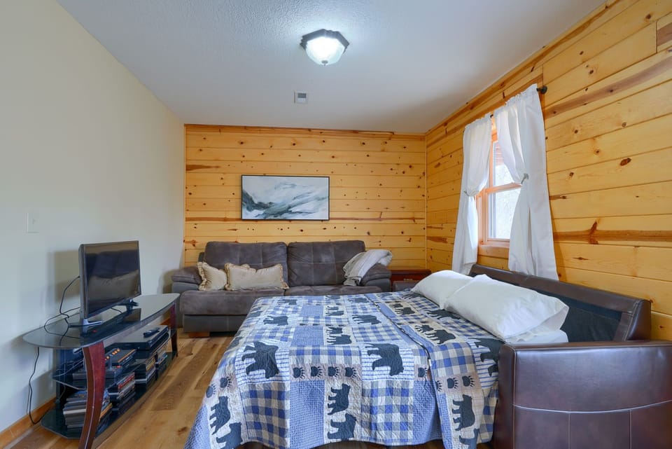 pull out QUEEN sofa.