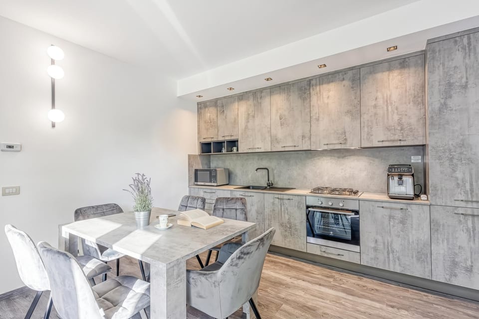 Kitchen and dining area