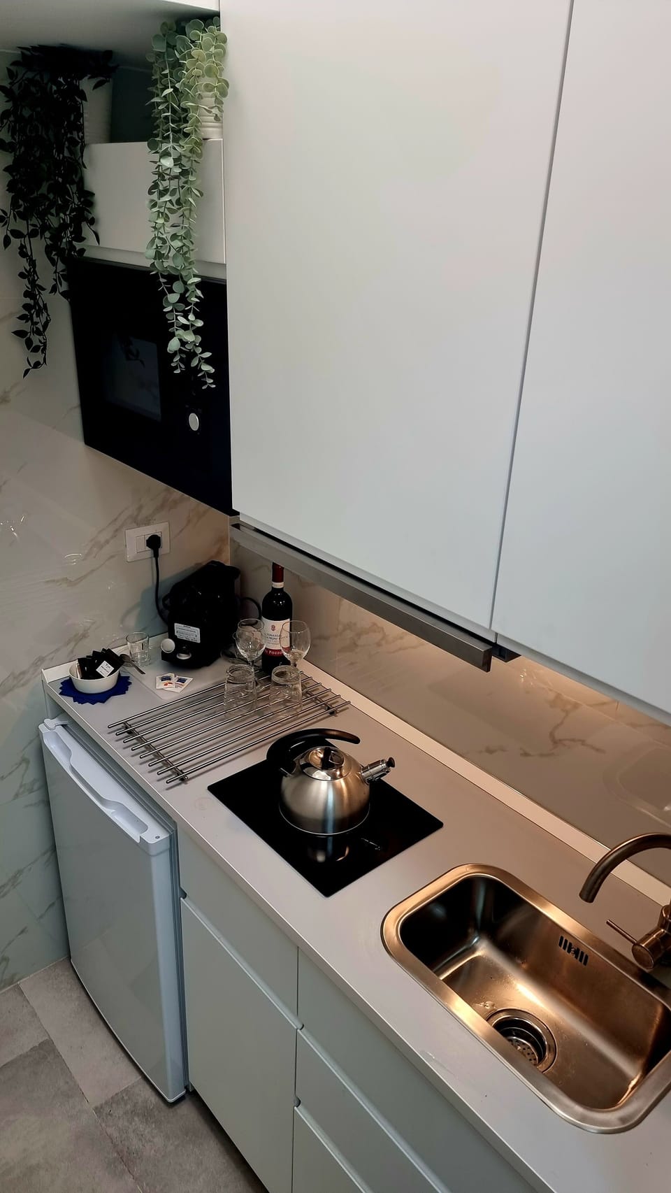 Shared fridge, microwave