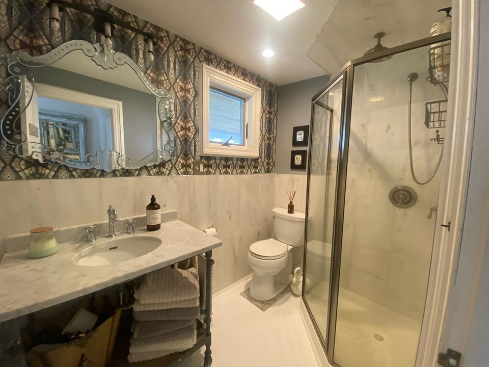 full bath downstairs