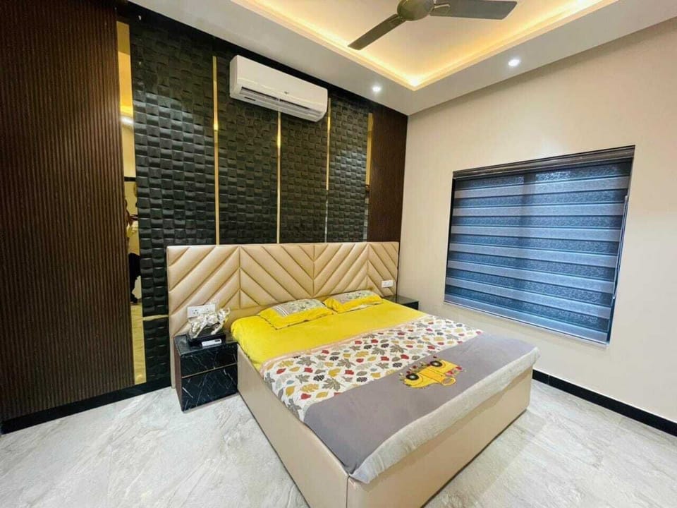 Luxury Bungalow | Free WiFi, bed sheets