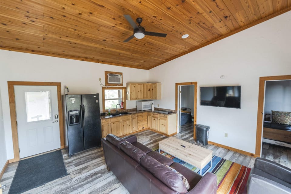 Bunkhouse Living & Dining