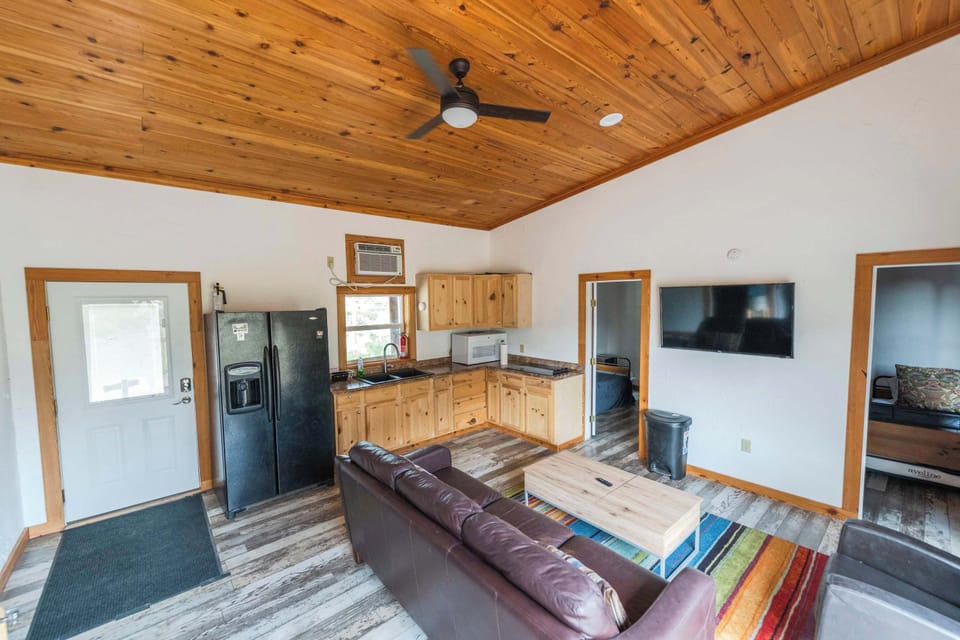 Bunkhouse Living & Dining