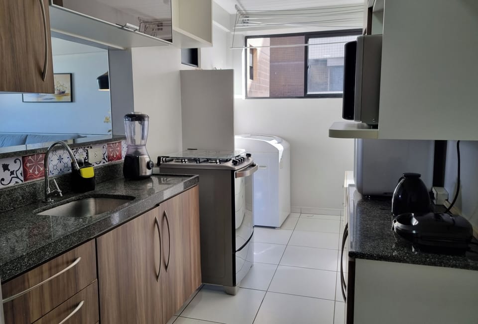 Apartment | Private kitchen | Microwave, blender, cookware/dishes/utensils