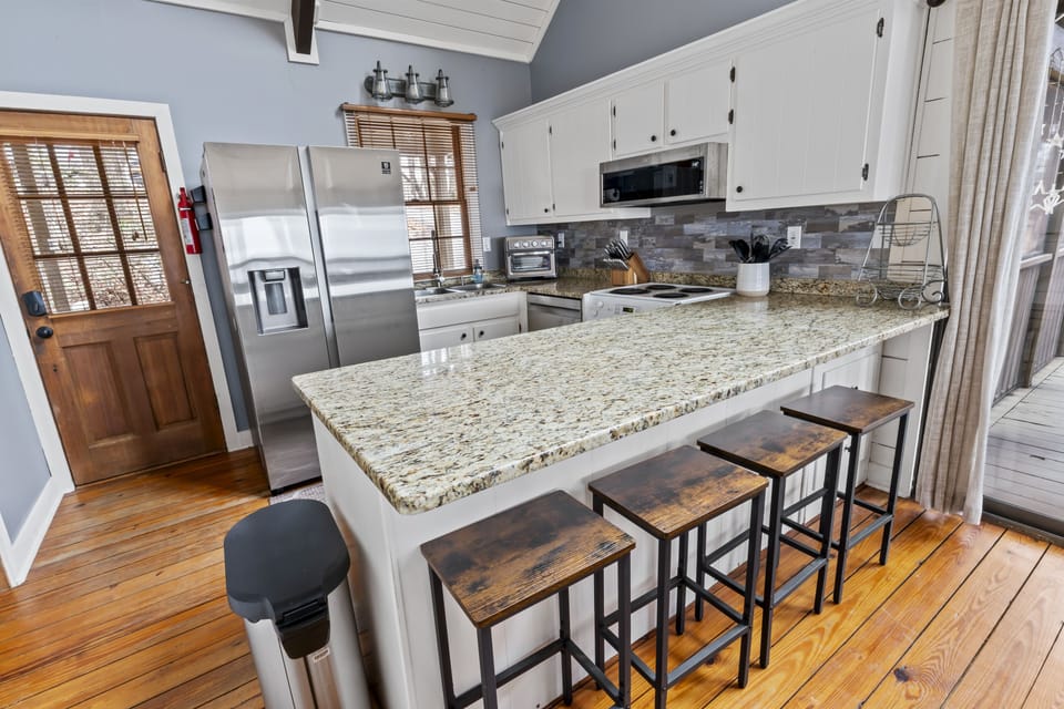 Kitchen with bar area