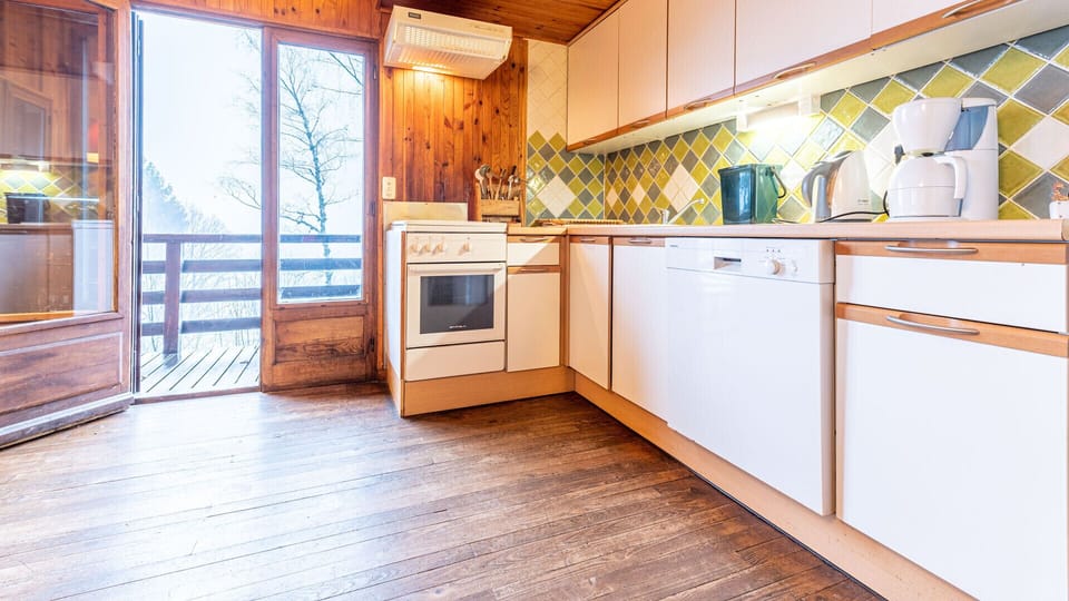 cuisine lumineuse avec terrasse