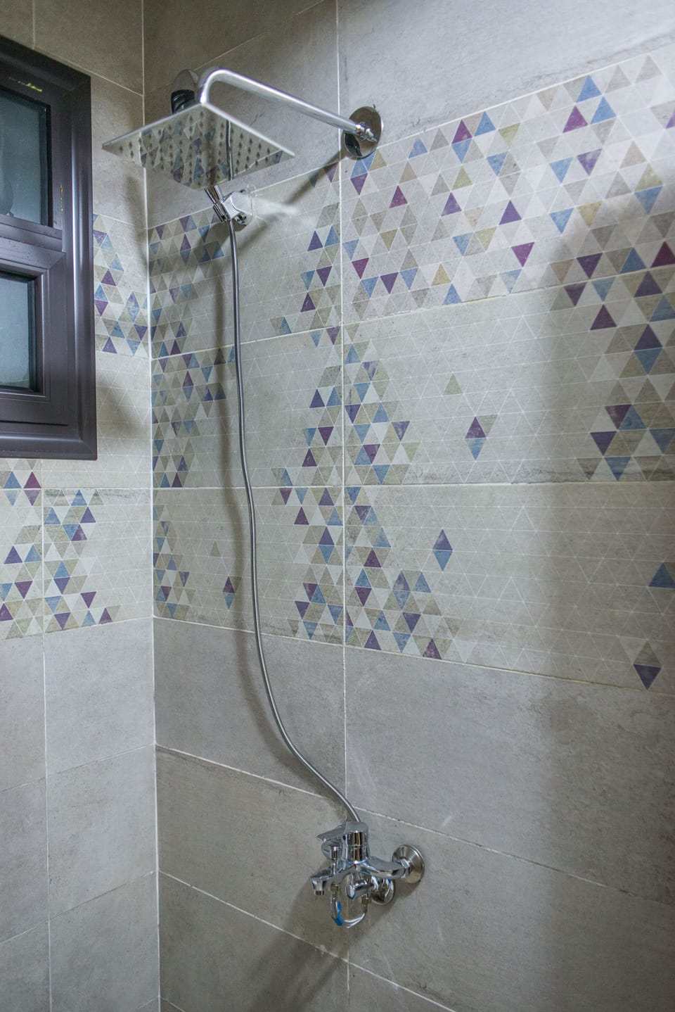 Shower, rainfall showerhead, bidet, towels