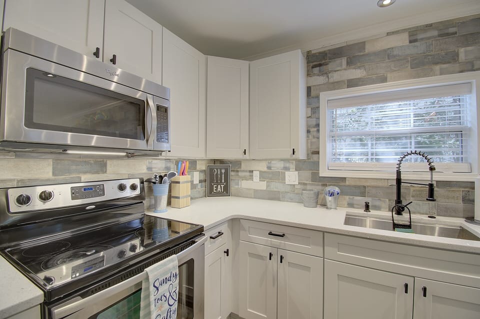 Fully Stocked Kitchen