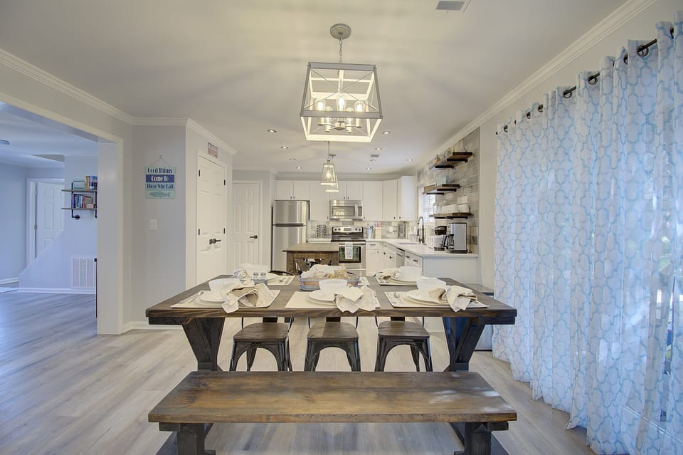 Farmhouse Style Kitchen and dining