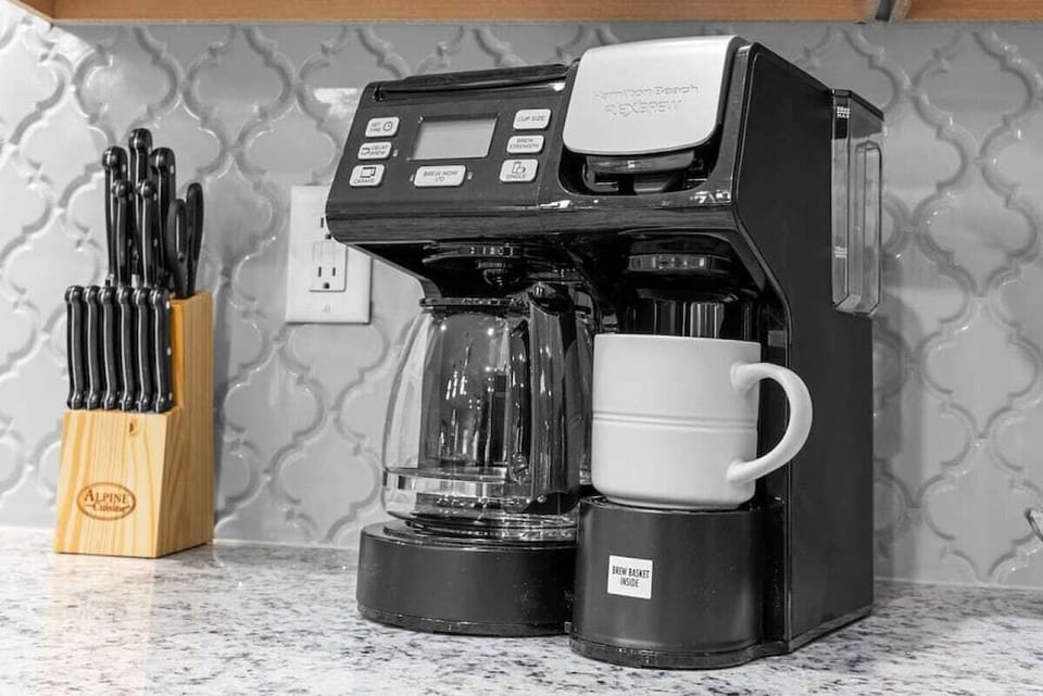 Nothing beats a fresh coffee before a day of golf or beach.