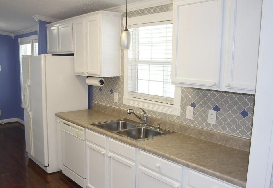 so much counter space