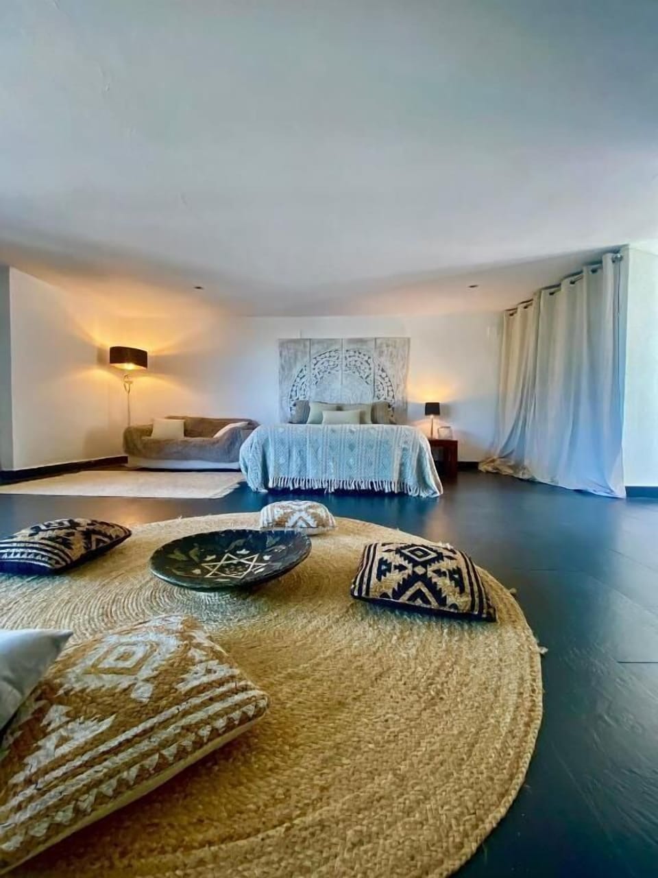 Down comforters, individually decorated, laptop workspace, free WiFi