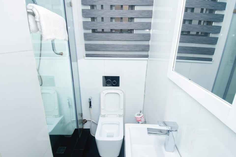 Junior Suite | Bathroom | Slippers