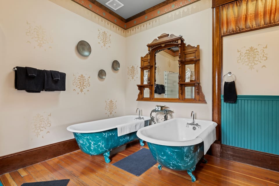 Anniversary Suite #3, 1 Queen Bed, Twin Soaking Tubs, City Views | Deep soaking bathtub