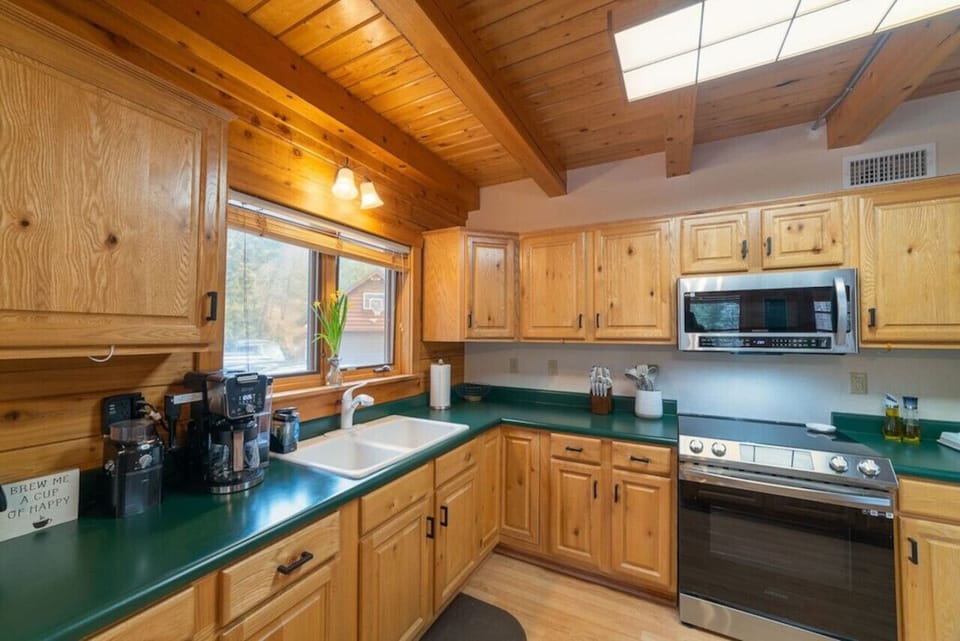 This kitchen is stocked! Everything you need to make fabulous meals.