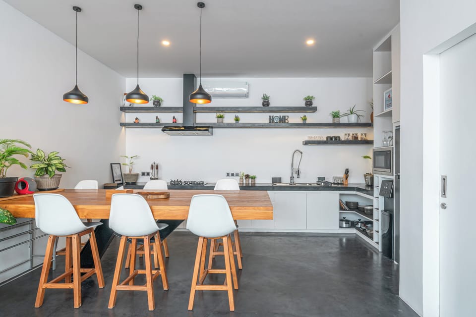 Superior Villa | Dining room