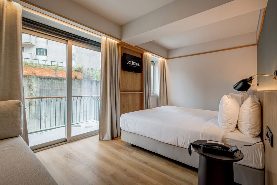 Triple Room | Down comforters, minibar, in-room safe, desk