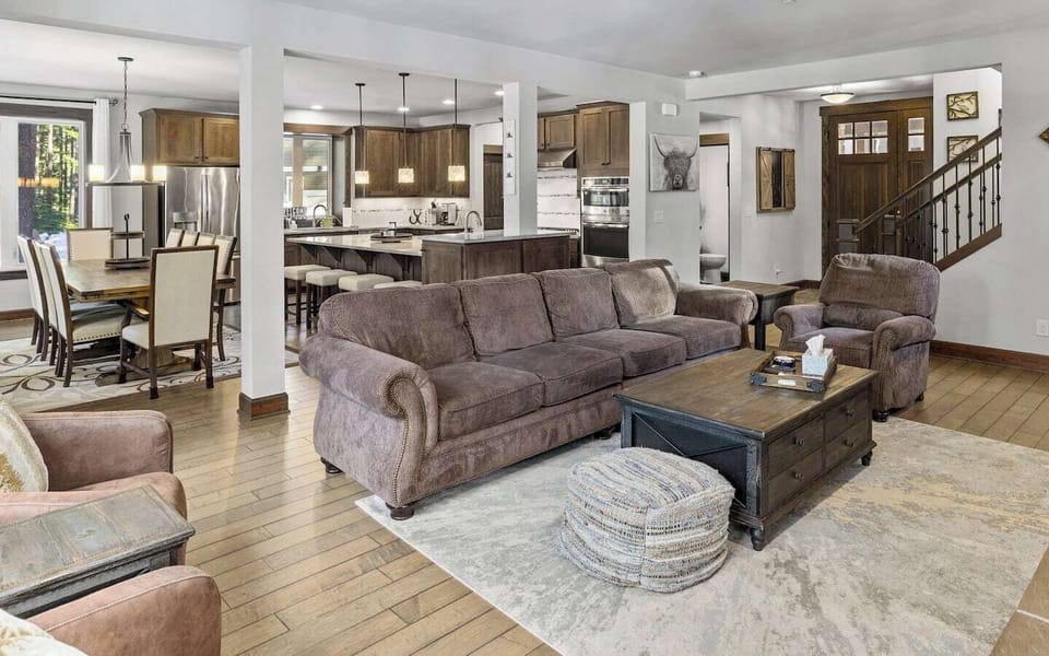 Open floor plan is perfect for staying connected with everyone in your group!