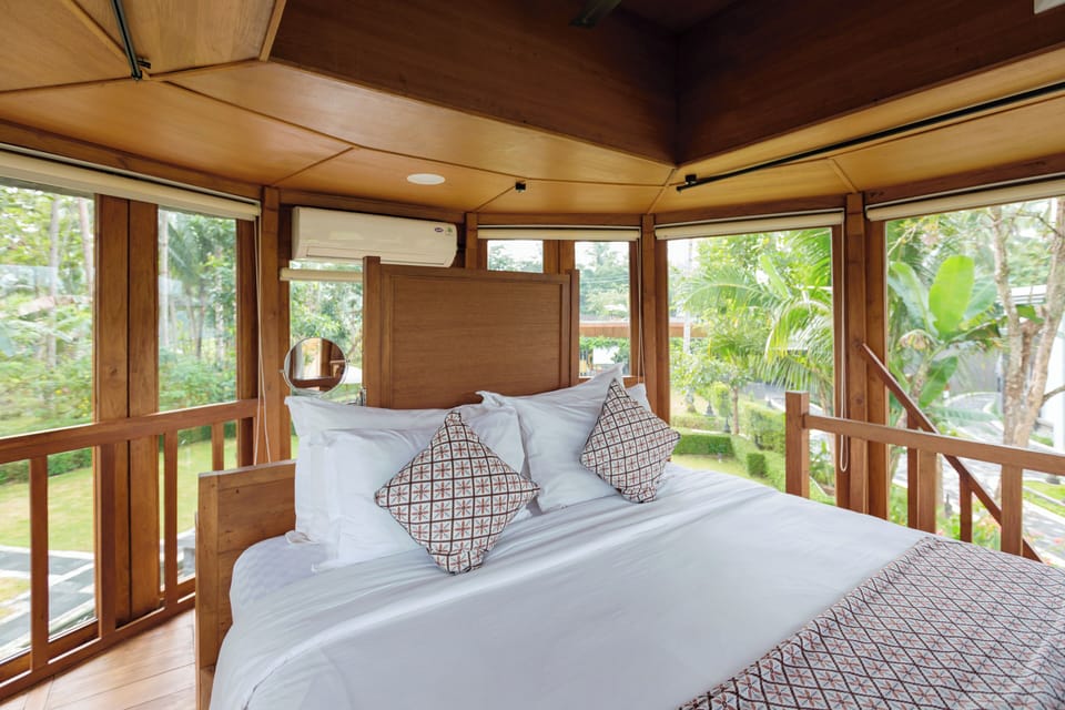 Premium bedding, down comforters, pillowtop beds, minibar